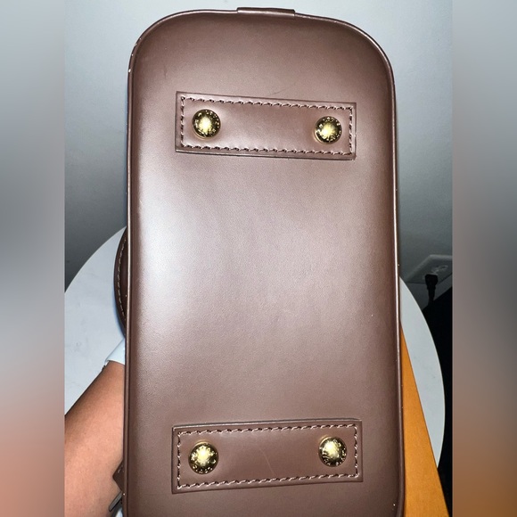 Louis Vuitton Alma BB !!SOLD ON MER*CARI!! - Picture 6 of 11